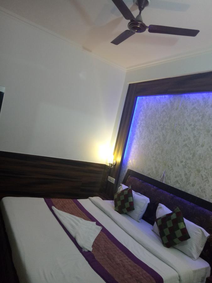 ניו דלהי Hotel Perfect Palace מראה חיצוני תמונה