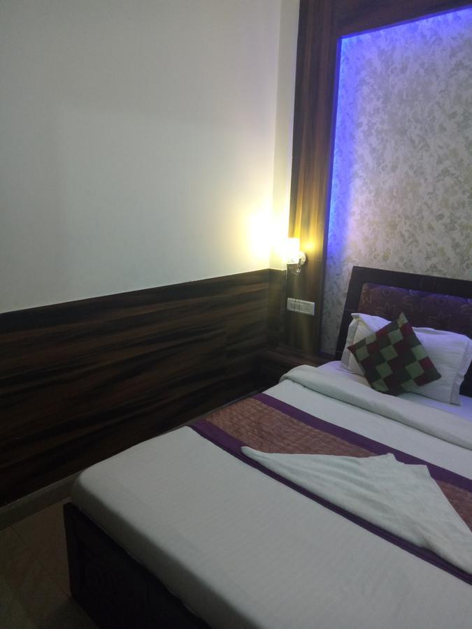 ניו דלהי Hotel Perfect Palace מראה חיצוני תמונה