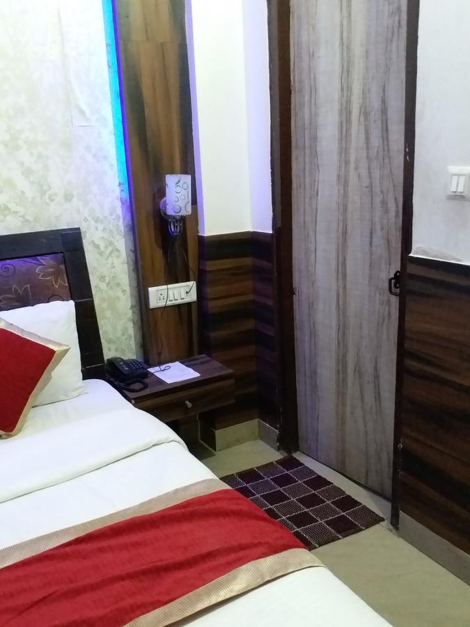 ניו דלהי Hotel Perfect Palace מראה חיצוני תמונה